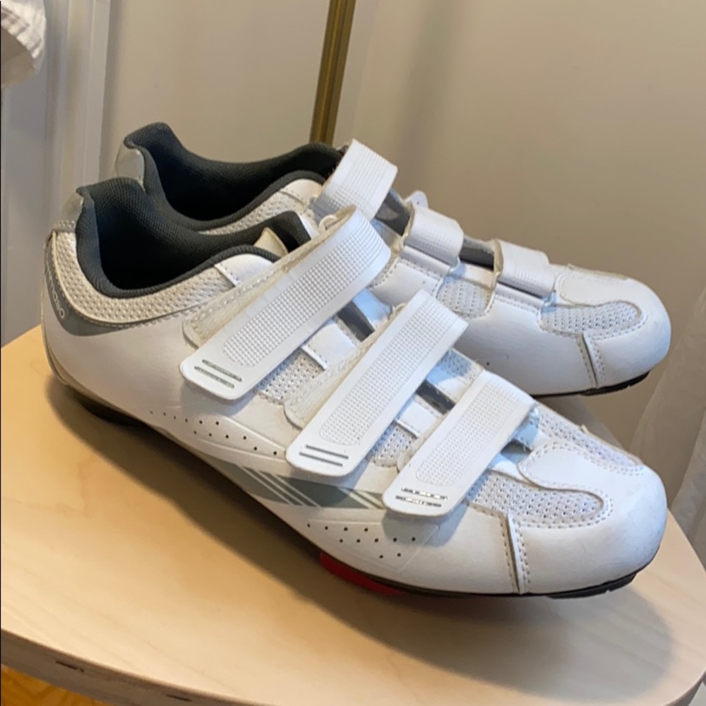 Cycling shoes